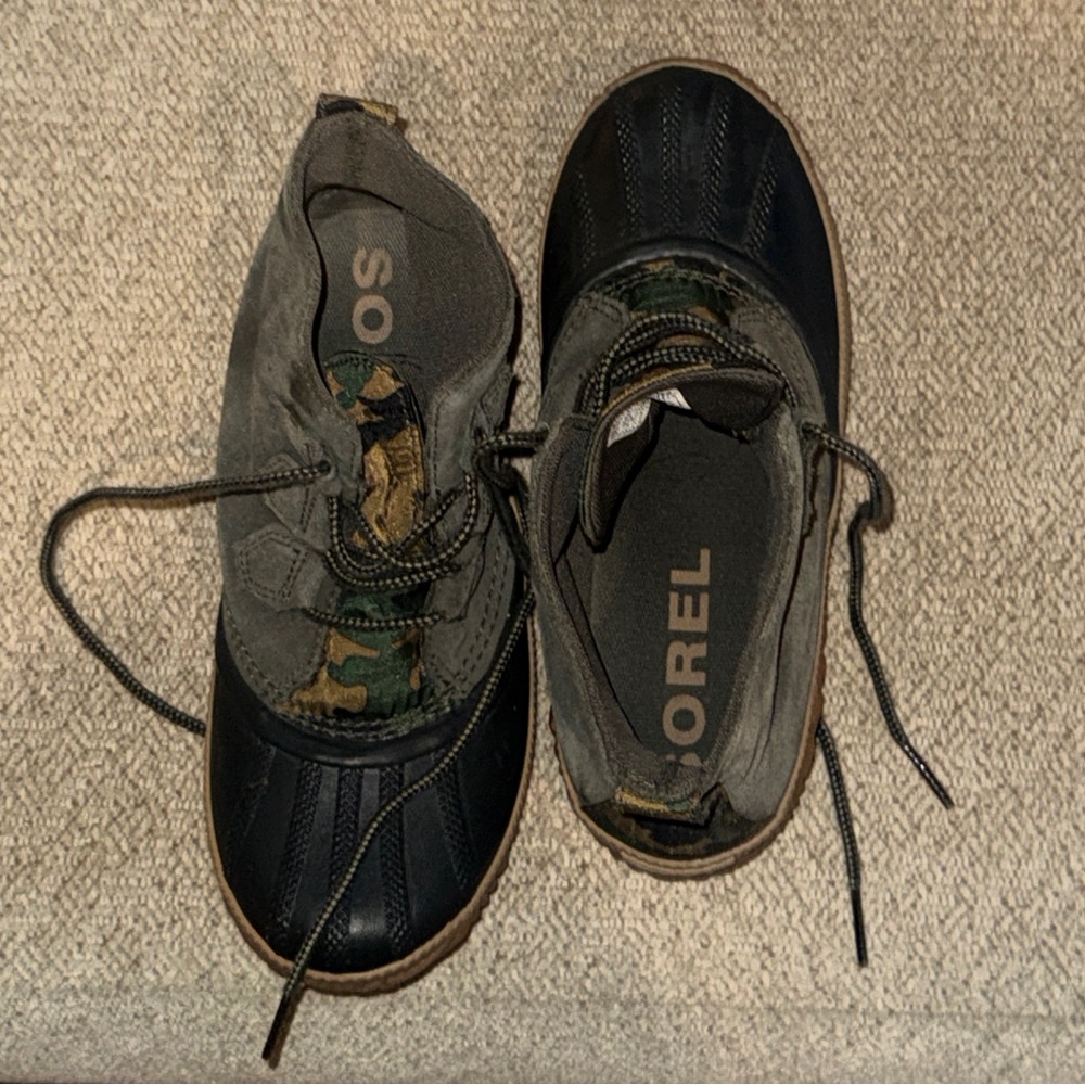 Sorel Out N About Camo Boots - Picture 10 of 11
